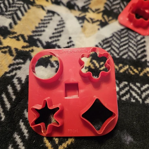 ==$4 each / 5 for $15 / 10 for $25 Tupperware tools / minis / gadgets - Picture 7 of 13